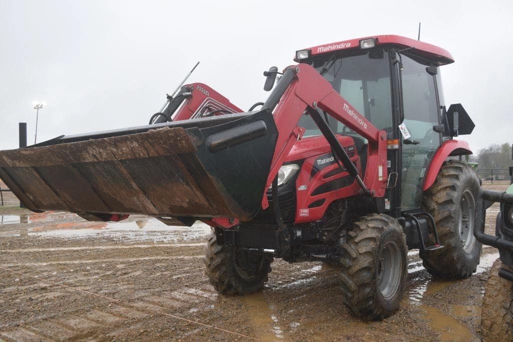 Image of Mahindra 2555 Primary image