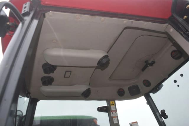 Image of Mahindra 2555 equipment image 4