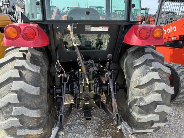 Image of Mahindra 2555 equipment image 4