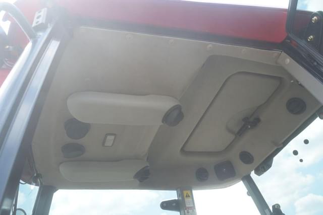 Image of Mahindra 2555 equipment image 4