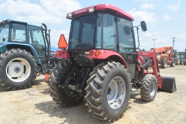 Image of Mahindra 2555 equipment image 2