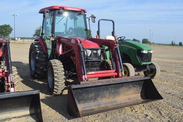 Image of Mahindra 2565 equipment image 3