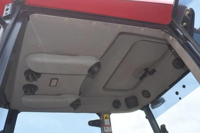 Image of Mahindra 2565 equipment image 4
