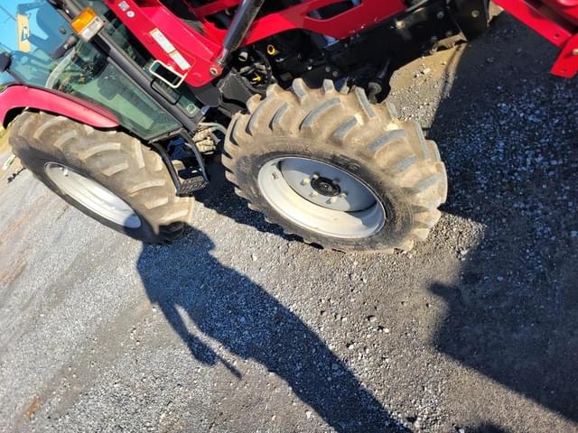 Image of Mahindra 2565 equipment image 3