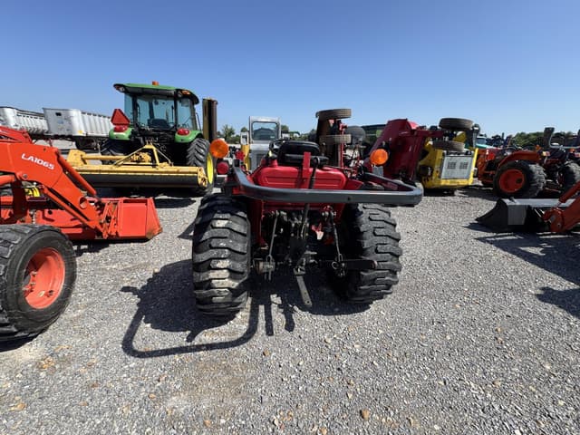 Image of Mahindra 2615HST equipment image 2