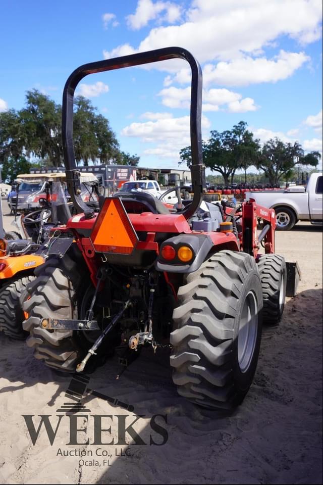 Image of Mahindra 2638 equipment image 4