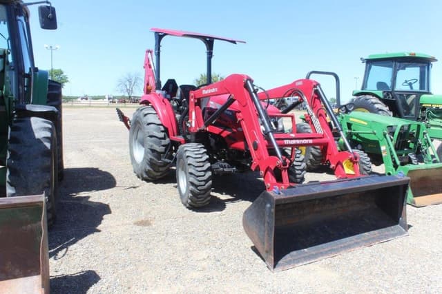 Image of Mahindra 2655 equipment image 3