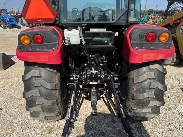 Image of Mahindra 2660 equipment image 4