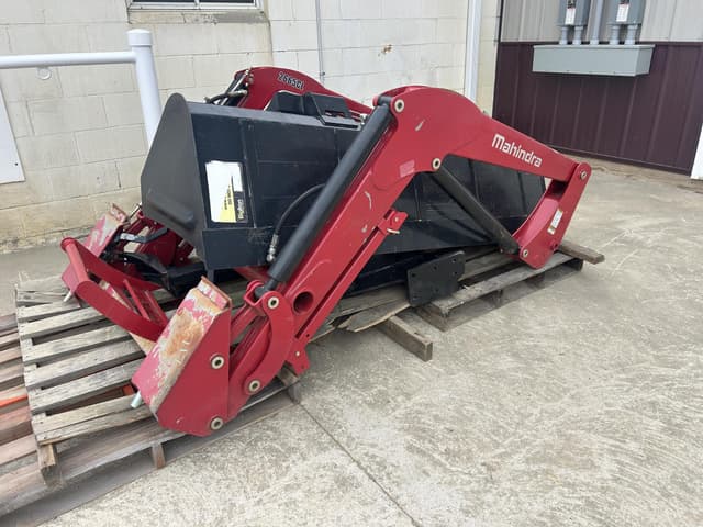 Image of Mahindra 2665CL equipment image 1