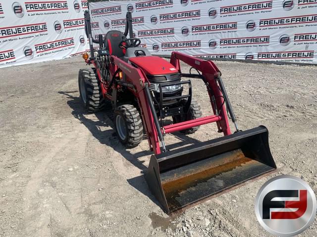 Image of Mahindra Max 28 XL equipment image 2