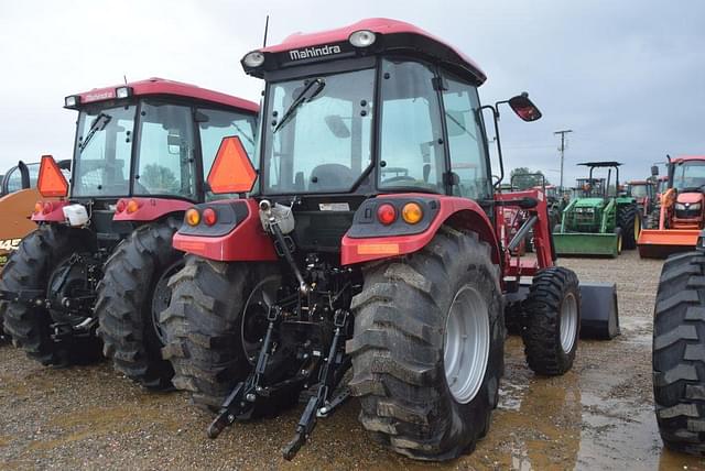 Image of Mahindra 2670 equipment image 2