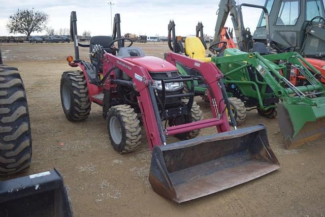 Image of Mahindra Max 28 XL equipment image 3