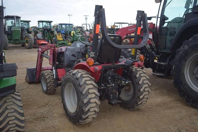 Image of Mahindra Max 28 XL equipment image 1