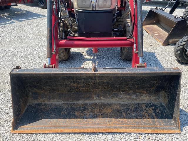 Image of Mahindra 3016 equipment image 2