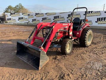 Main image Mahindra 3016