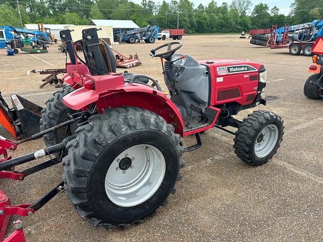 Image of Mahindra 3016 equipment image 3