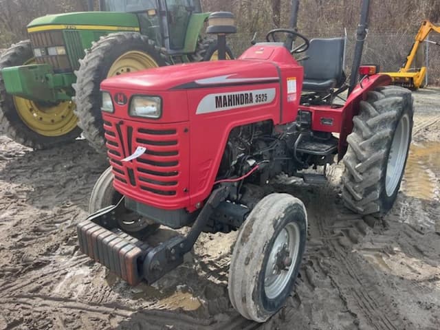 Image of Mahindra 3525 equipment image 2
