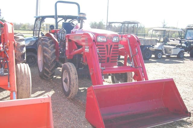 Image of Mahindra 3525 equipment image 3