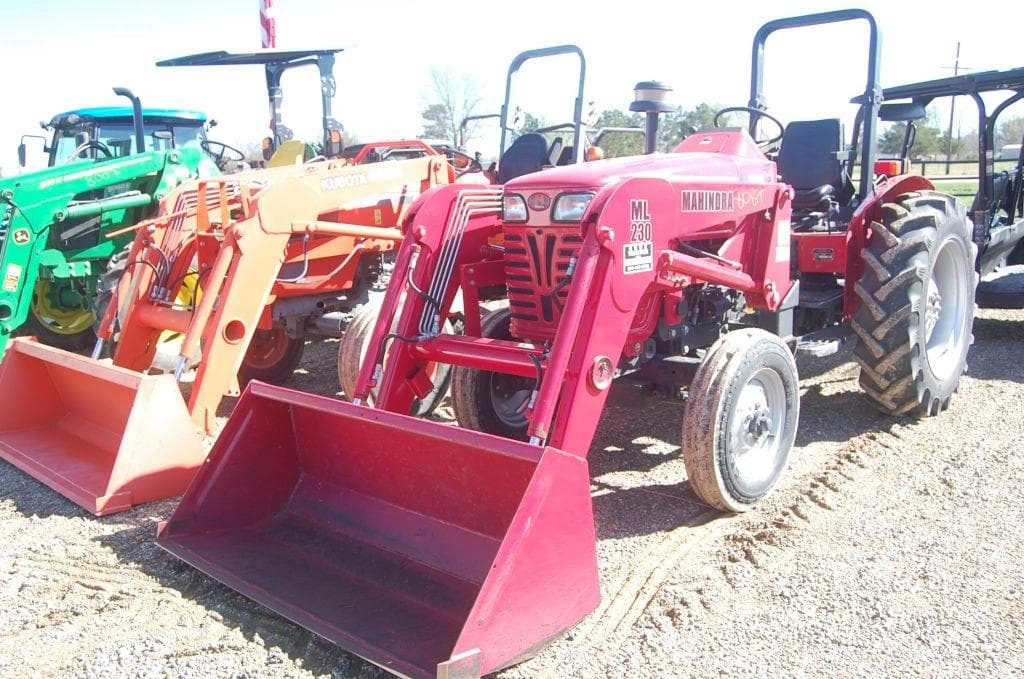 Image of Mahindra 3525 Primary image