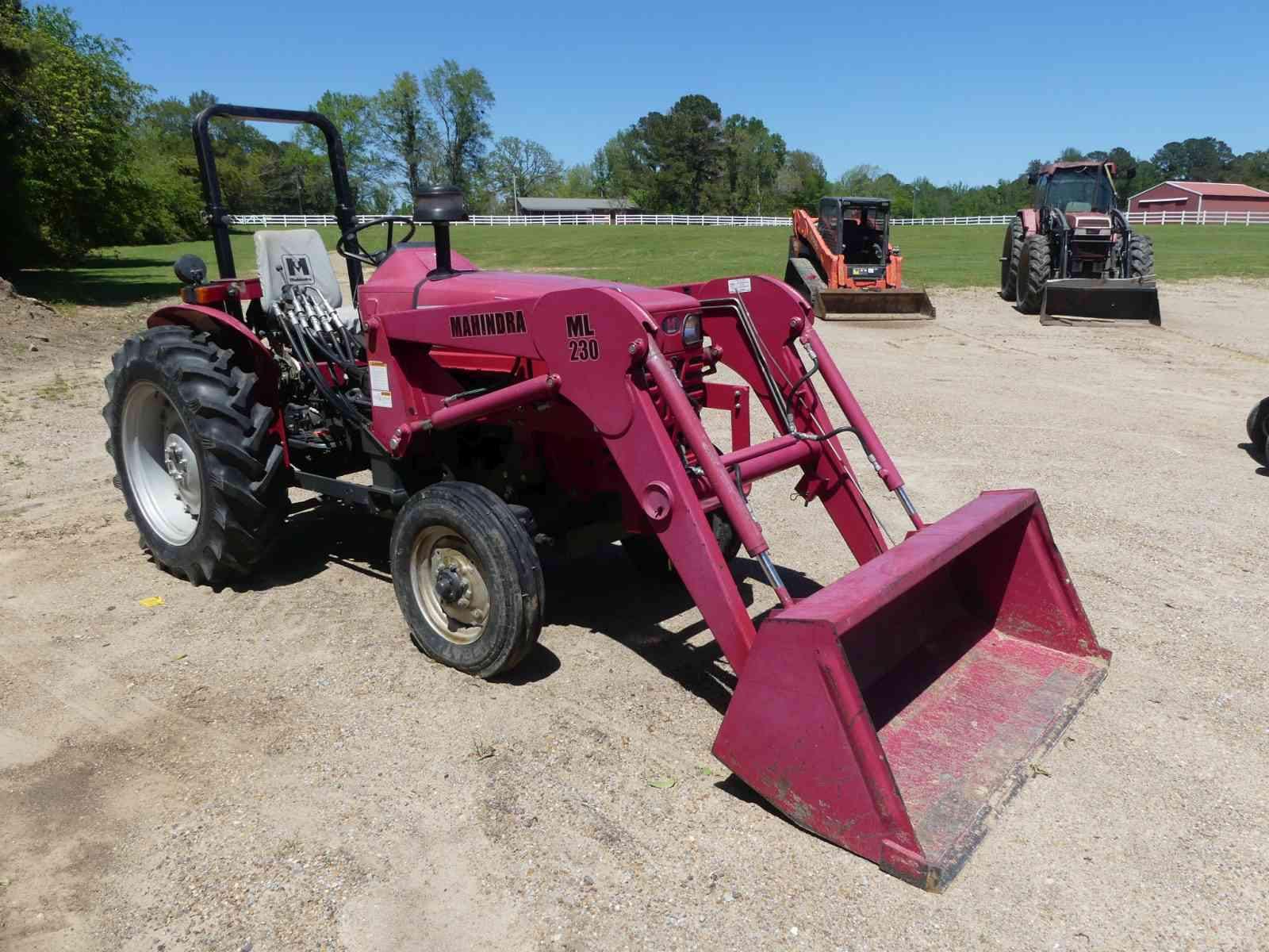 Main image Mahindra 3525