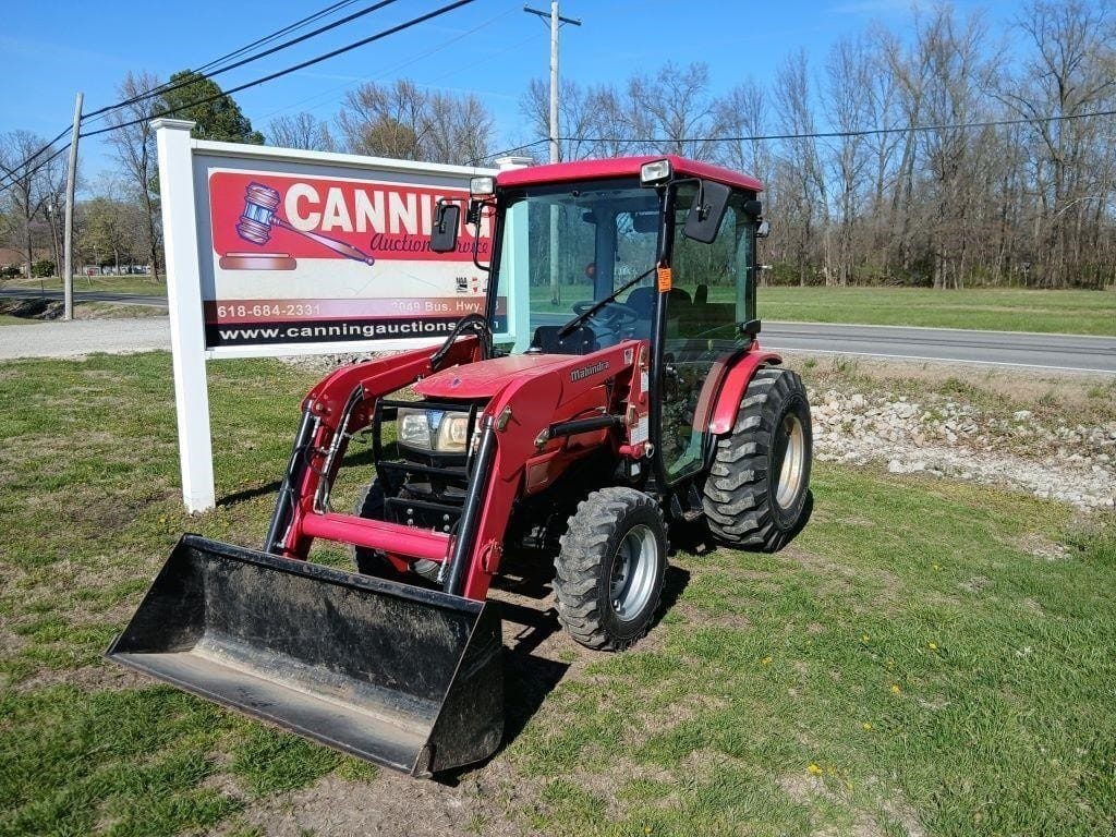 Mahindra 3616 Equipment Image0