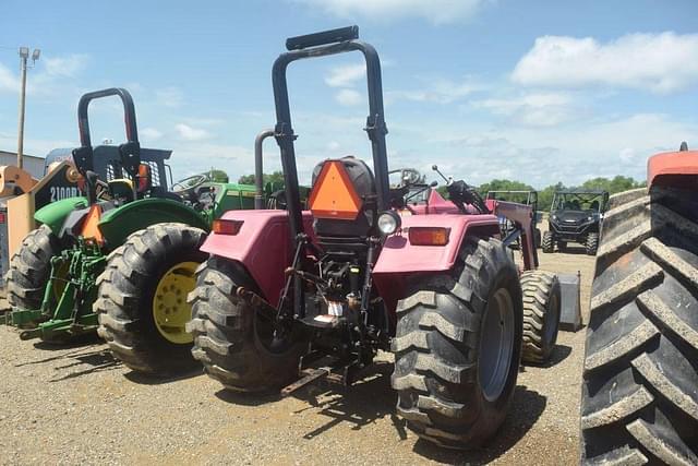 Image of Mahindra 4025 equipment image 2