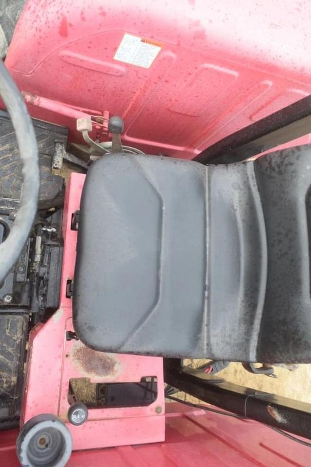 Image of Mahindra 4025 equipment image 4