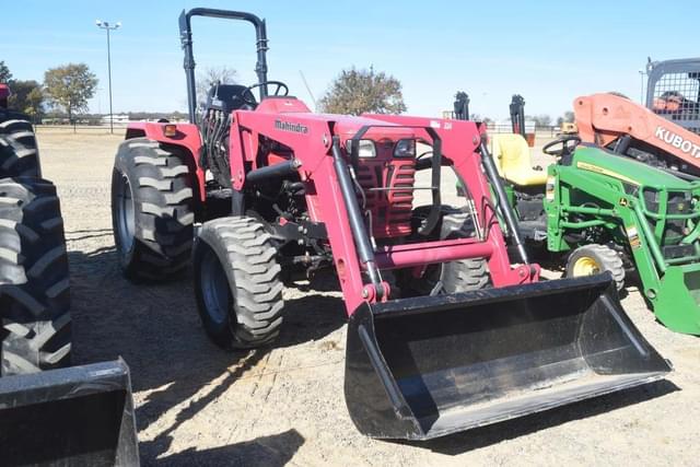 Image of Mahindra 4025 equipment image 3