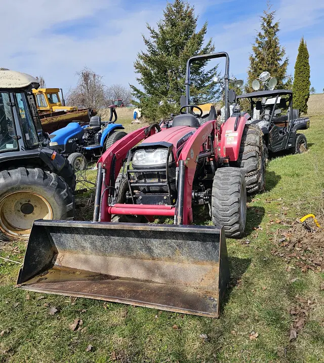 Image of Mahindra 4035 equipment image 1