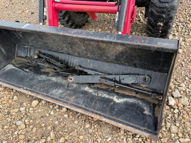 Image of Mahindra 4035 equipment image 2