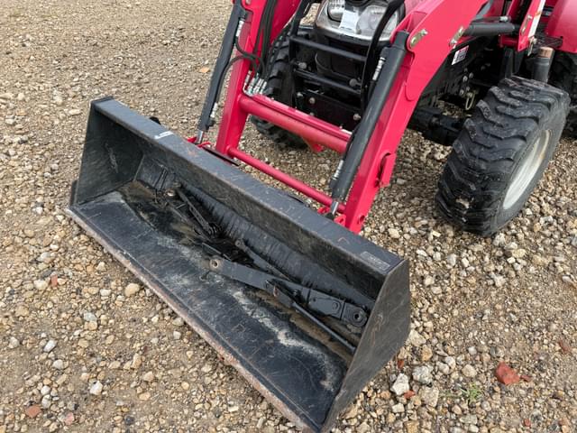 Image of Mahindra 4035 equipment image 3