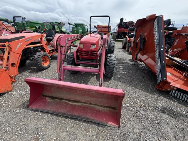 Image of Mahindra 4110 equipment image 2