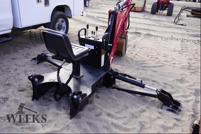 Image of Mahindra 4550B equipment image 3