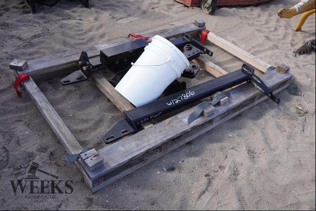 Image of Mahindra 4550B equipment image 1