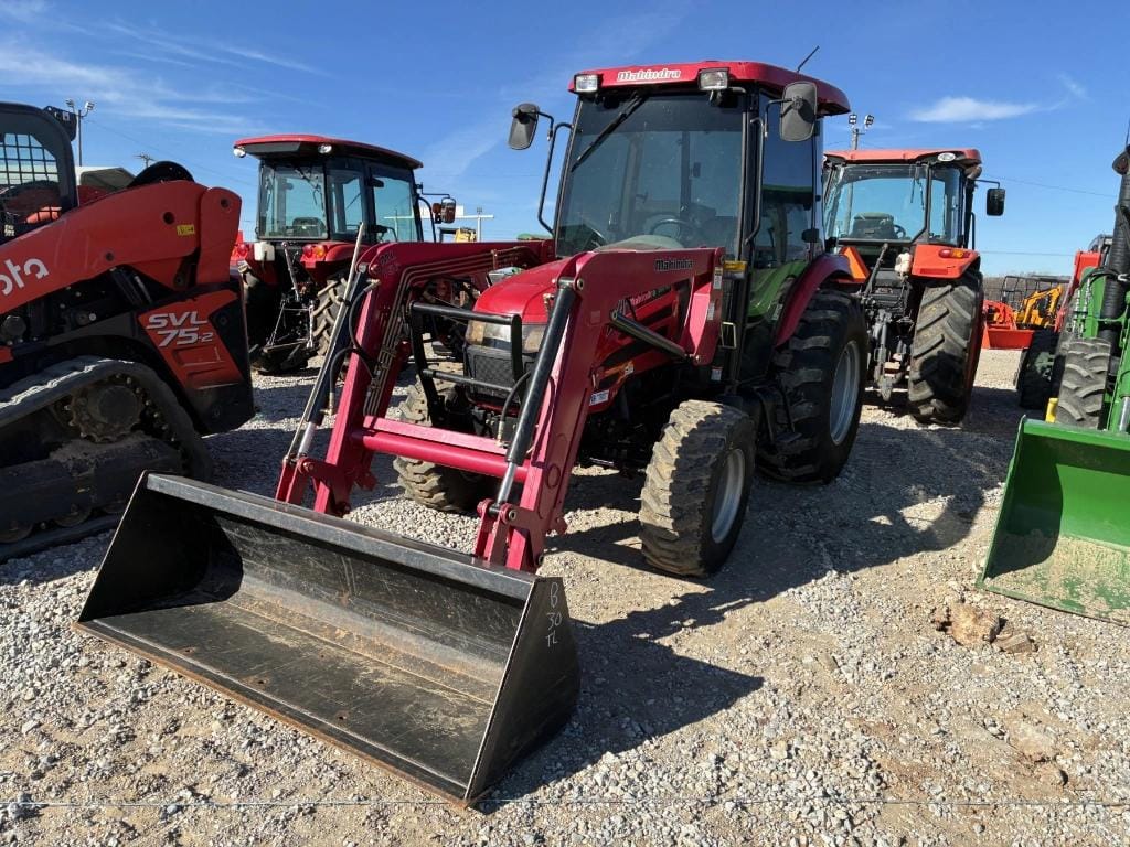 2010 Mahindra 5010 Equipment Image0