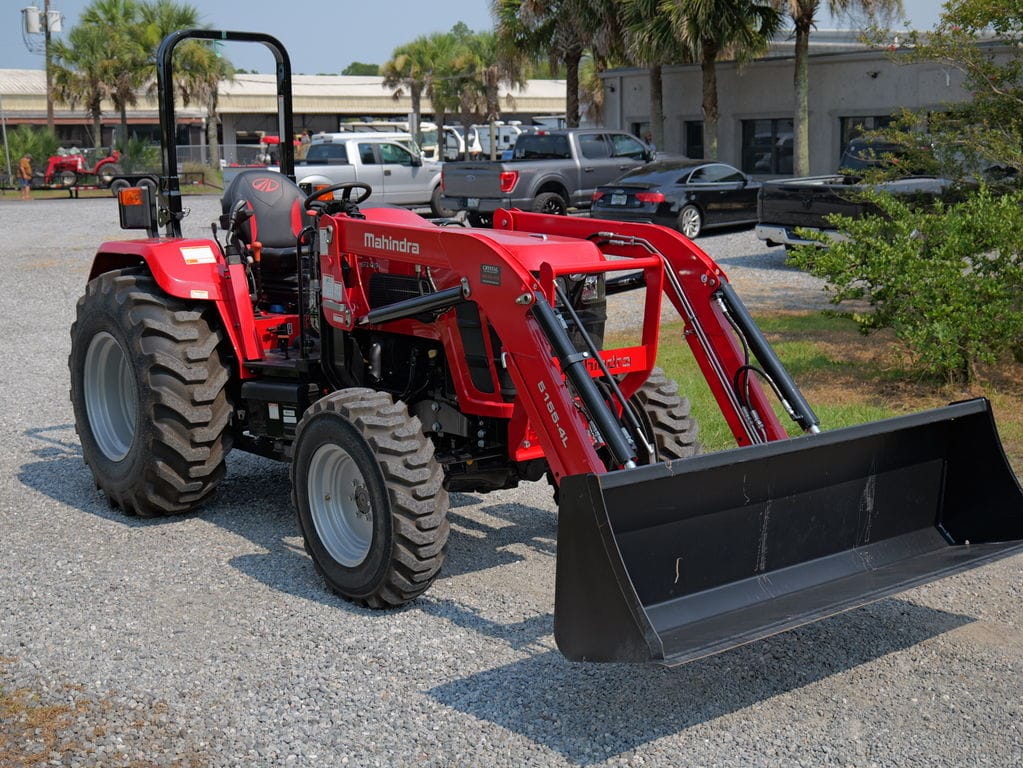 Main image Mahindra 5145