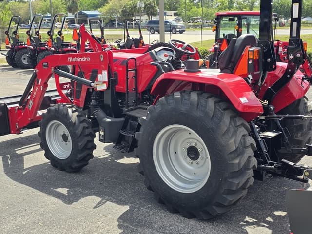Image of Mahindra 5145 equipment image 3