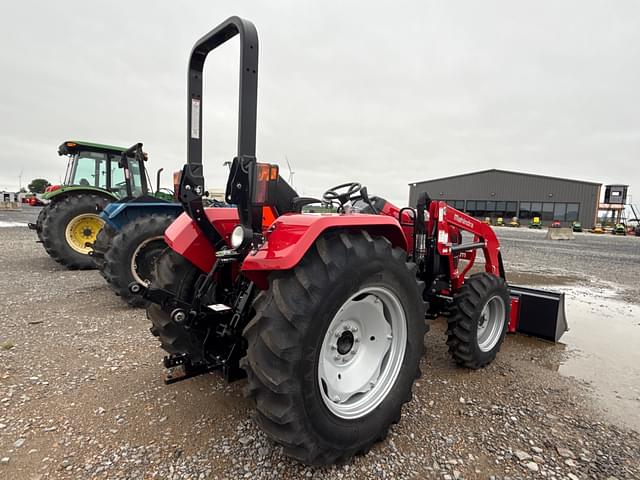 Image of Mahindra 5145 equipment image 4