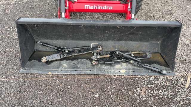 Image of Mahindra 5145 equipment image 3