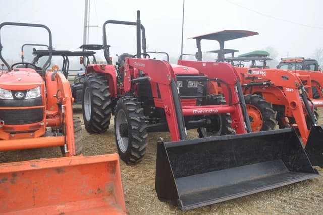 Image of Mahindra 5555 equipment image 4