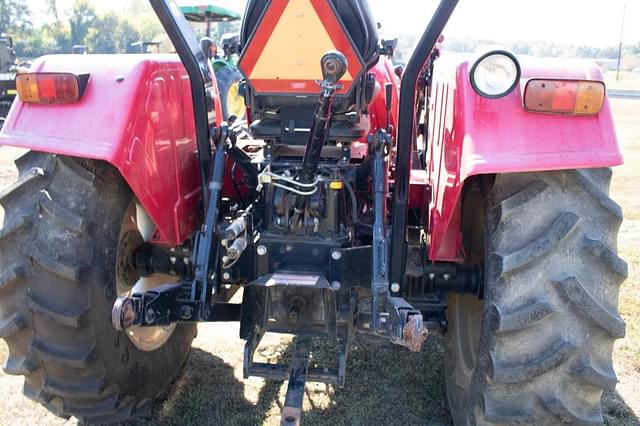 Image of Mahindra 5555 equipment image 3