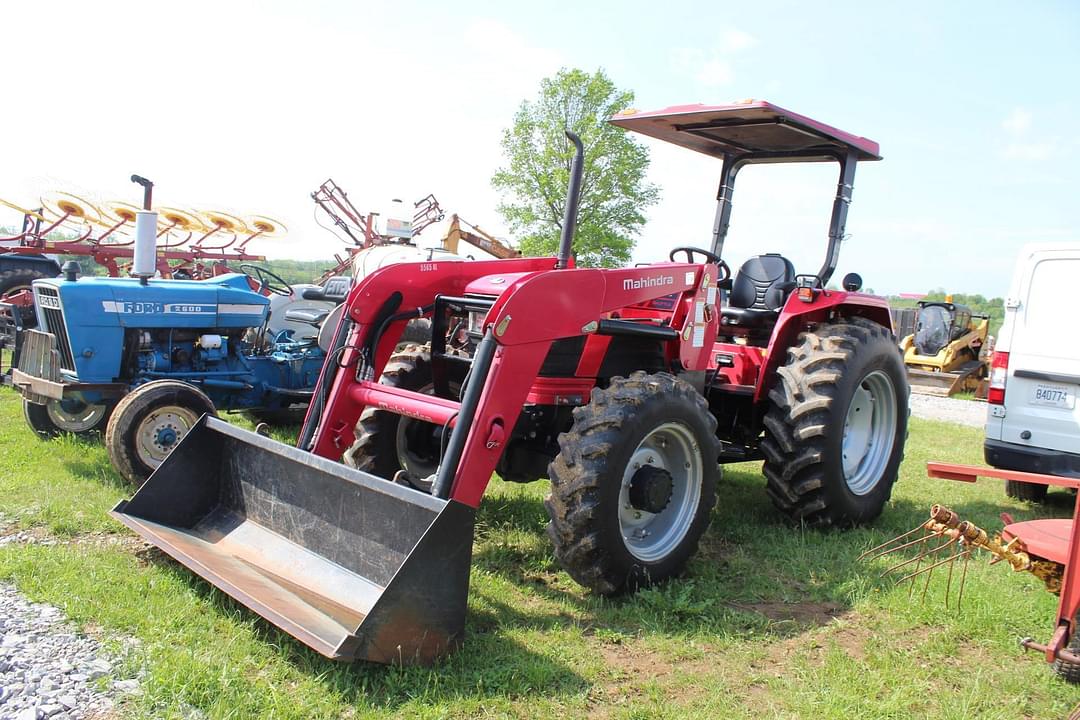 Image of Mahindra 5570 Primary image