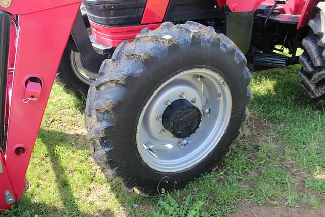 Image of Mahindra 5570 equipment image 2