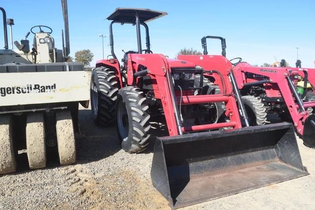 Image of Mahindra 5570 equipment image 3