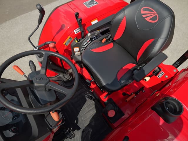 Image of Mahindra 6075 equipment image 2