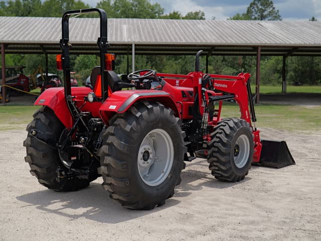 Image of Mahindra 6075 equipment image 2