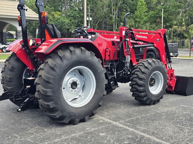 Image of Mahindra 6075 equipment image 2