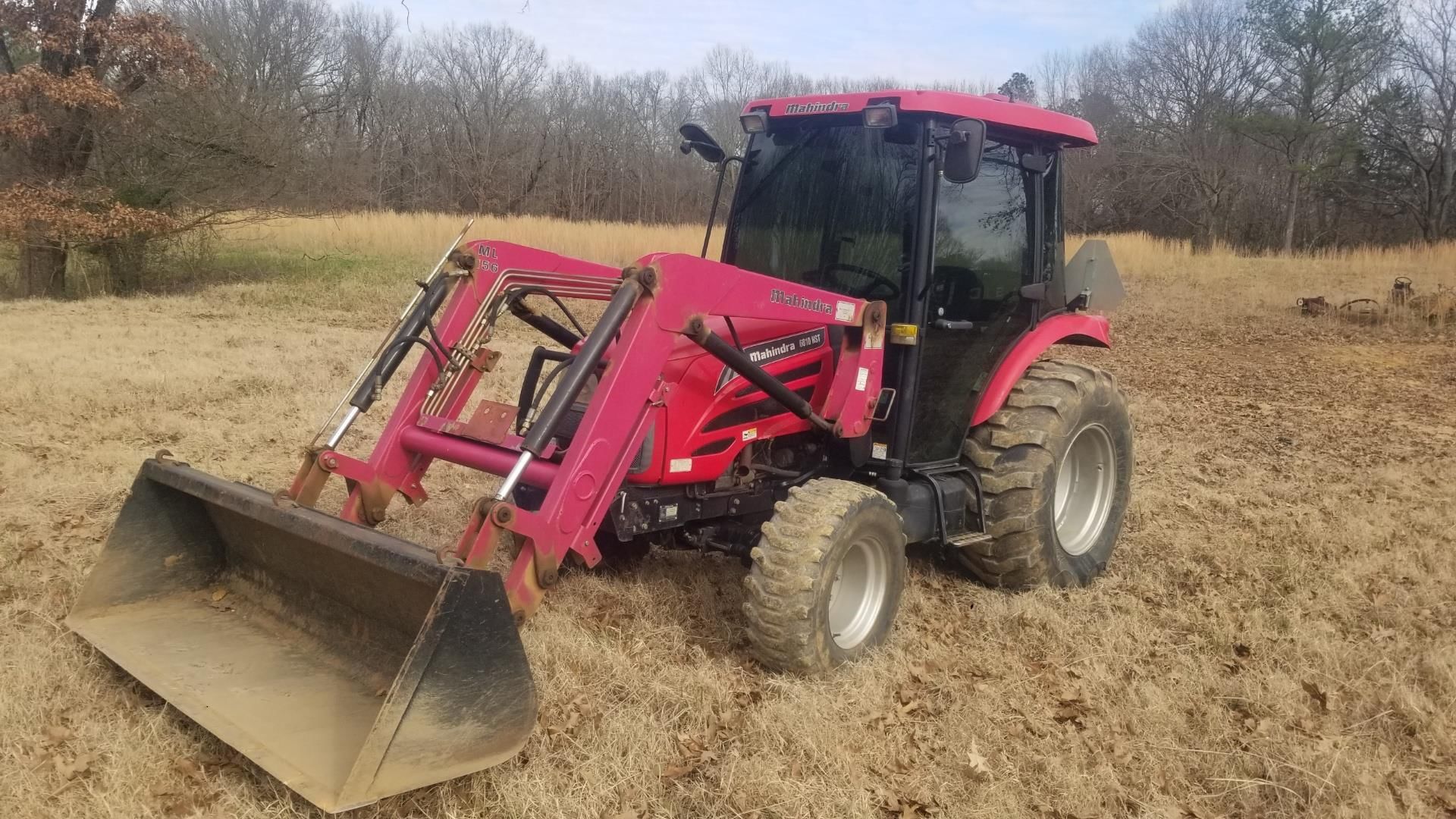 Main image Mahindra 6010