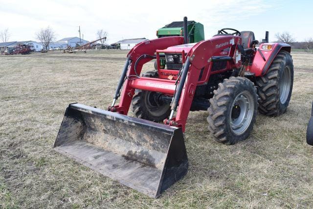 Main image Mahindra 6075