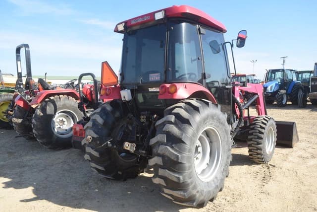 Image of Mahindra 6110 equipment image 2